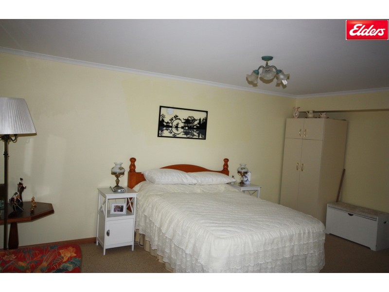 5 Reid Court, Tawonga South VIC 3698