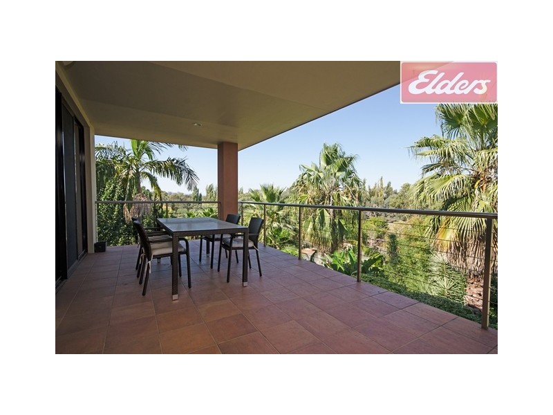8 Joyce Place, Lavington NSW 2641