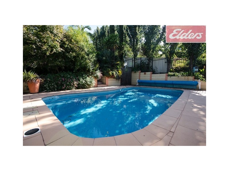 8 Joyce Place, Lavington NSW 2641
