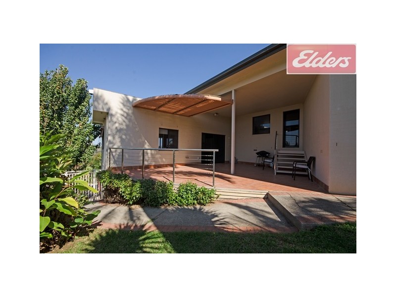 8 Joyce Place, Lavington NSW 2641