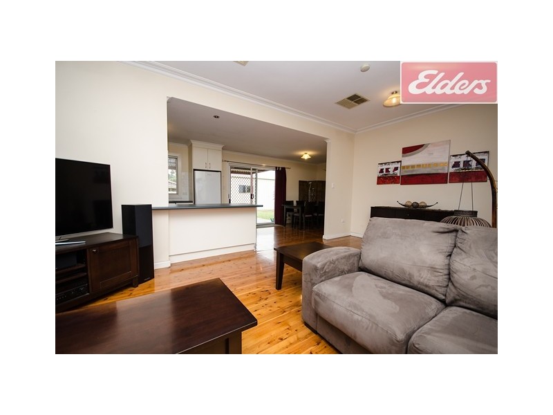 378 Union Road, Lavington NSW 2641