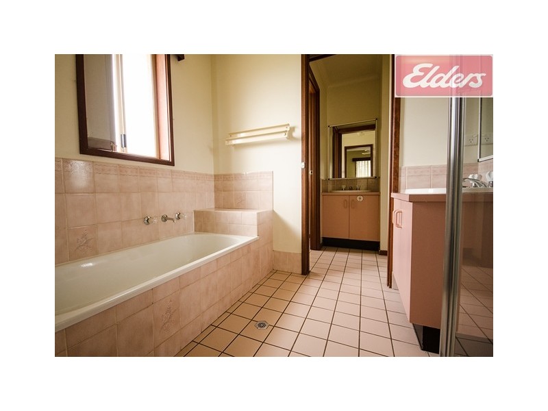 46 Roadshow Drive, Wodonga VIC 3690