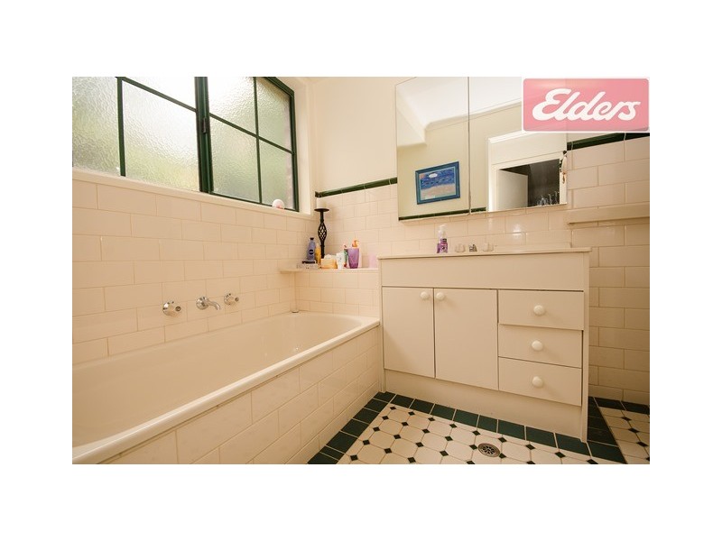 36 Peacock Avenue, Wodonga VIC 3690