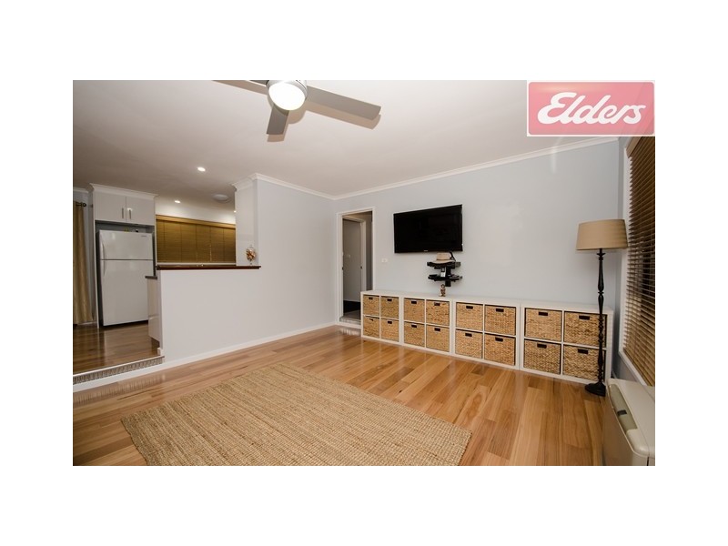 166 Clarke Street, Howlong NSW 2643