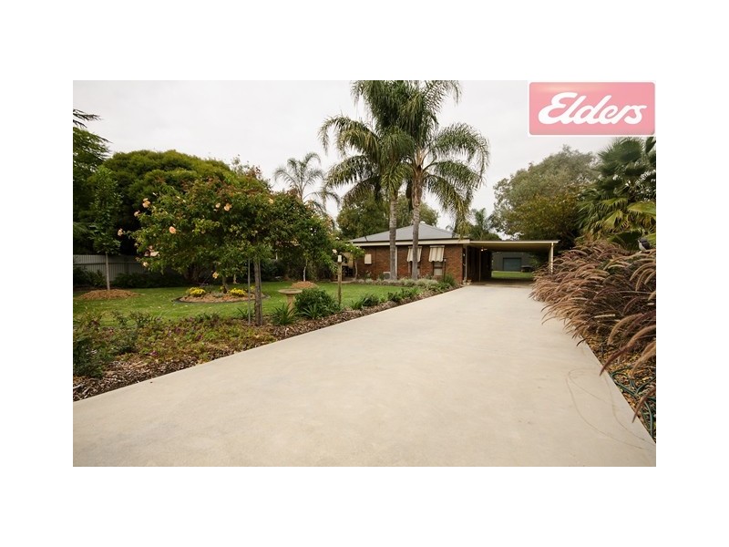 166 Clarke Street, Howlong NSW 2643