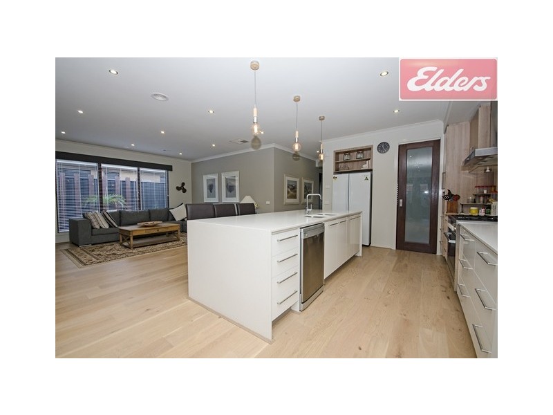 5 Riverside Boulevard, Wodonga VIC 3690