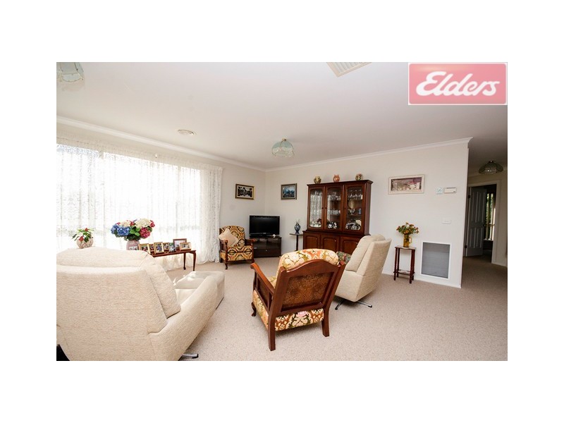 2/851 Tenbrink Street, Albury NSW 2640