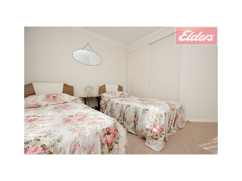 2/851 Tenbrink Street, Albury NSW 2640