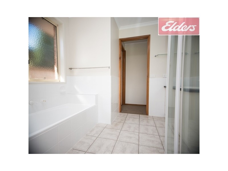 25 Edinburgh Circuit, Wodonga VIC 3690