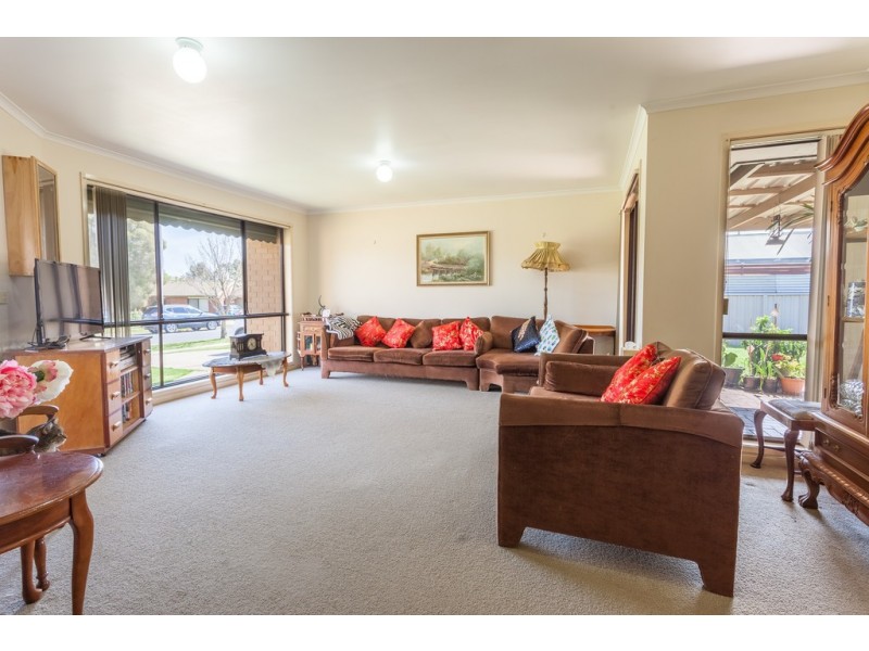 15 Aberdeen Drive, Wodonga VIC 3690