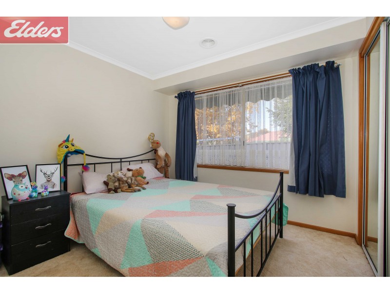 8 Elmslie Circuit, Wodonga VIC 3690