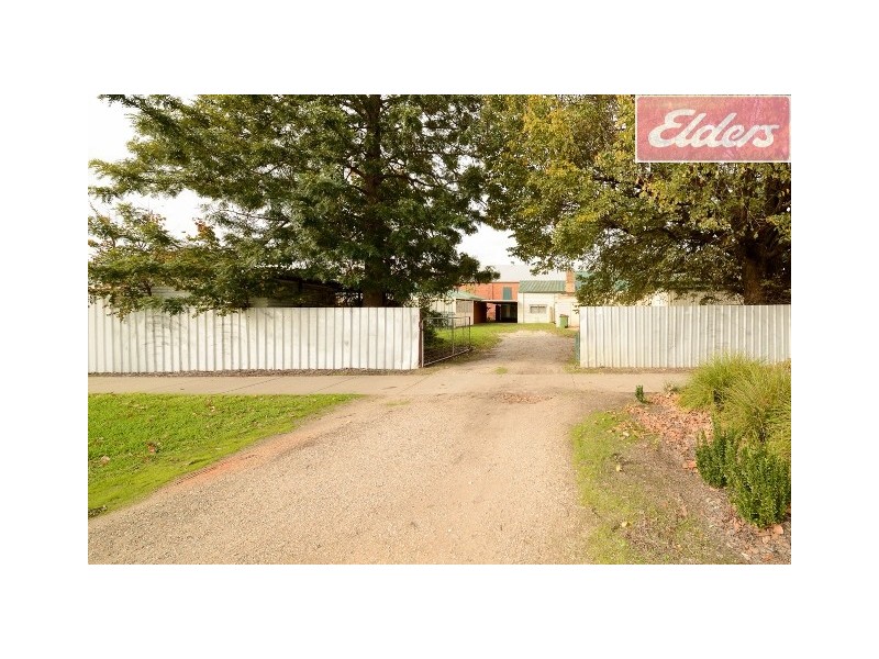 41 Hawkins Street, Howlong NSW 2643