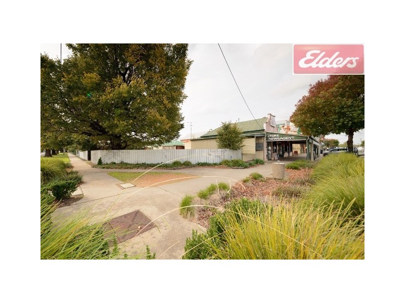 41 Hawkins Street, Howlong NSW 2643