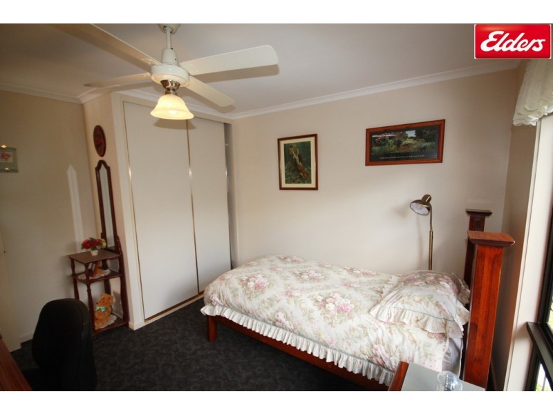 115 Lakeside Avenue, Mount Beauty VIC 3699