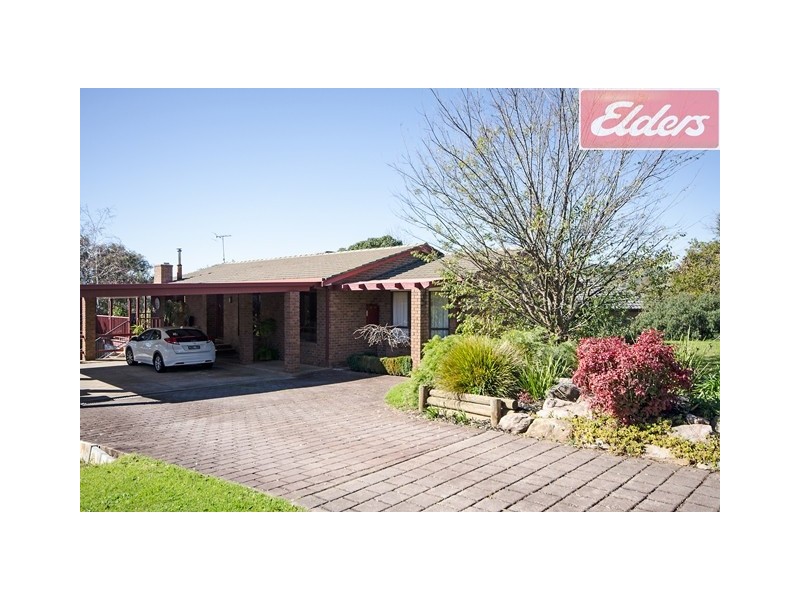 6 Hallawell Crescent, Wodonga VIC 3690