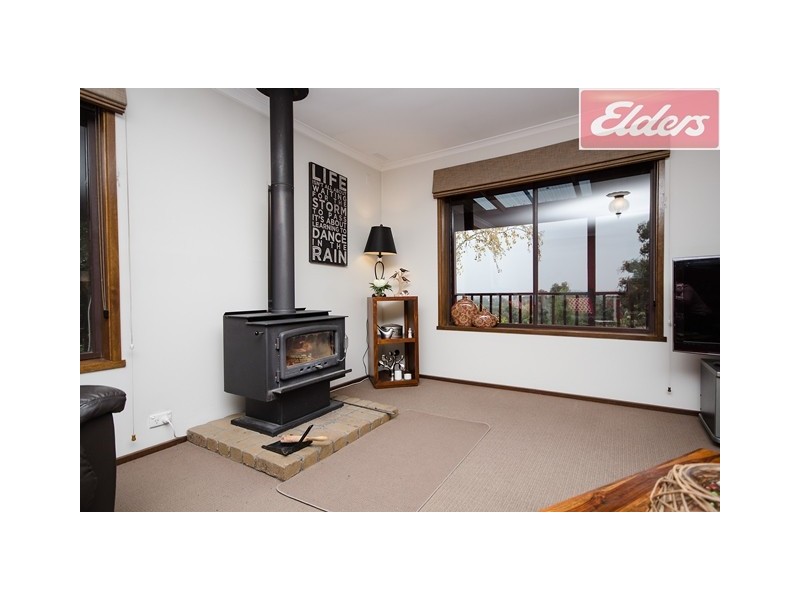 6 Hallawell Crescent, Wodonga VIC 3690