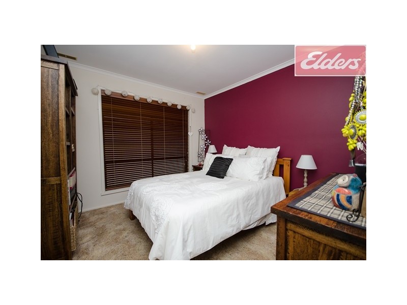 6 Hallawell Crescent, Wodonga VIC 3690