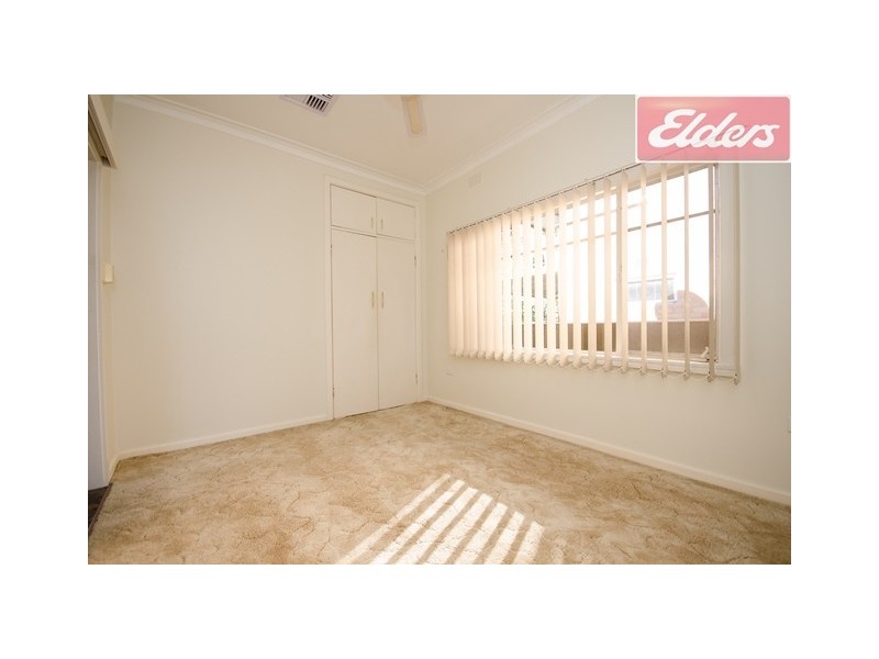 590 Whinray Crescent, East Albury NSW 2640