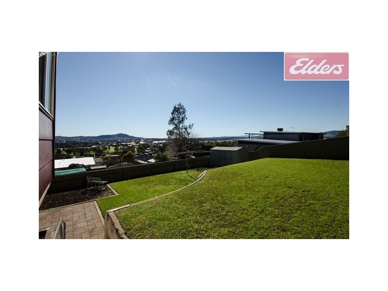 590 Whinray Crescent, East Albury NSW 2640