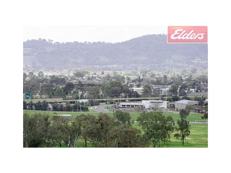 590 Whinray Crescent, East Albury NSW 2640