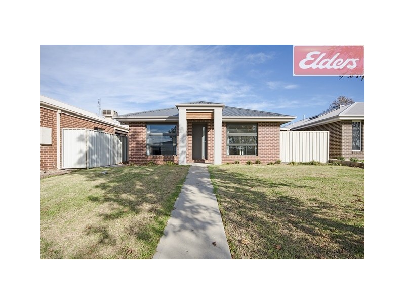 16 Oakmont Circuit, Wodonga VIC 3690