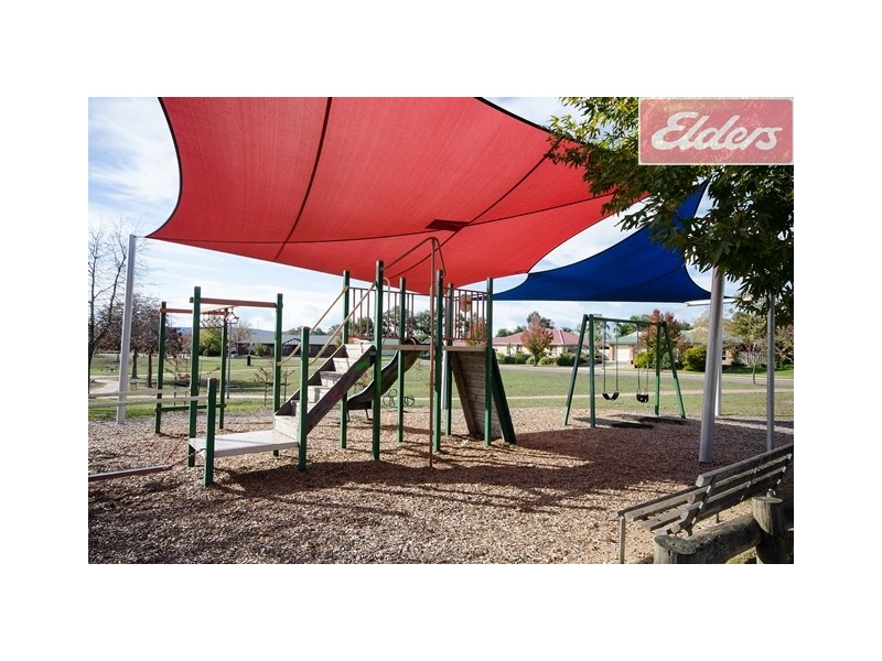 16 Oakmont Circuit, Wodonga VIC 3690