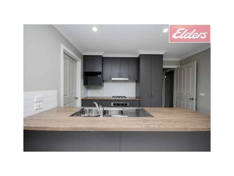 12 Gurney Crescent, Wodonga VIC 3690