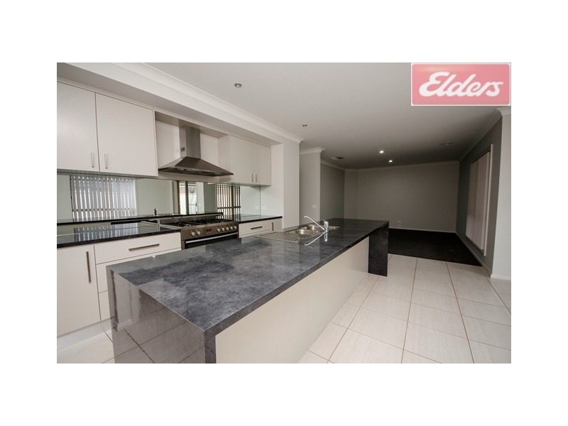 17 Parnaby Street, Wodonga VIC 3690