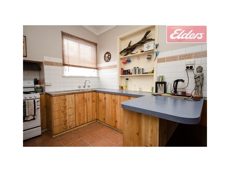 402 Dick Road, Lavington NSW 2641