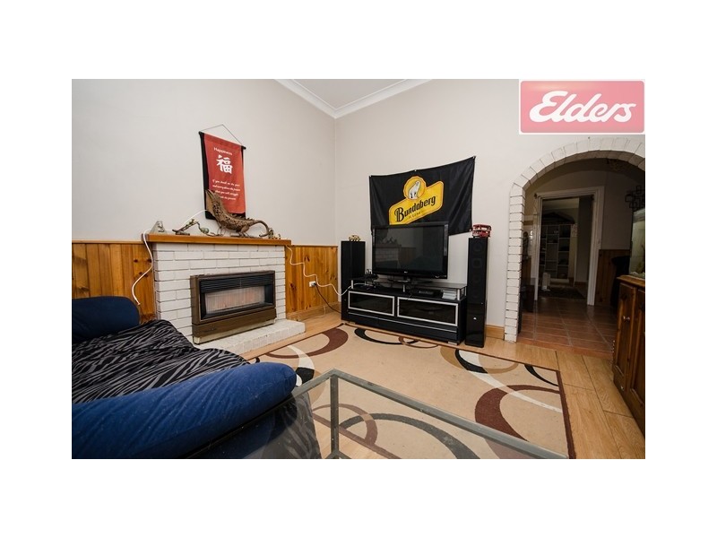 402 Dick Road, Lavington NSW 2641