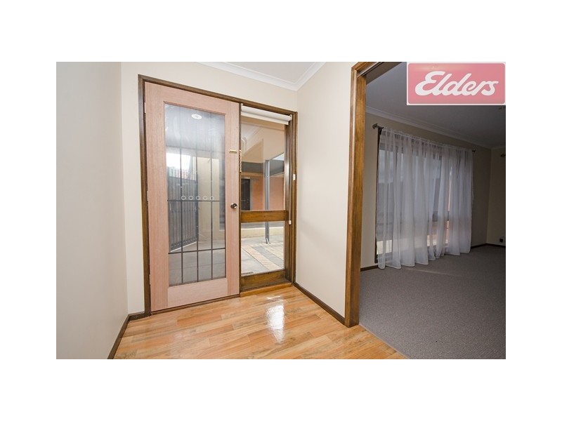 47 Ringwood Crescent, West Albury NSW 2640