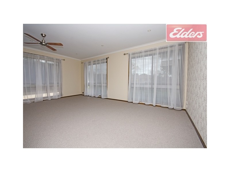 47 Ringwood Crescent, West Albury NSW 2640