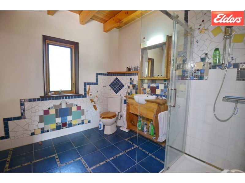 41 Valley Avenue, Mount Beauty VIC 3699