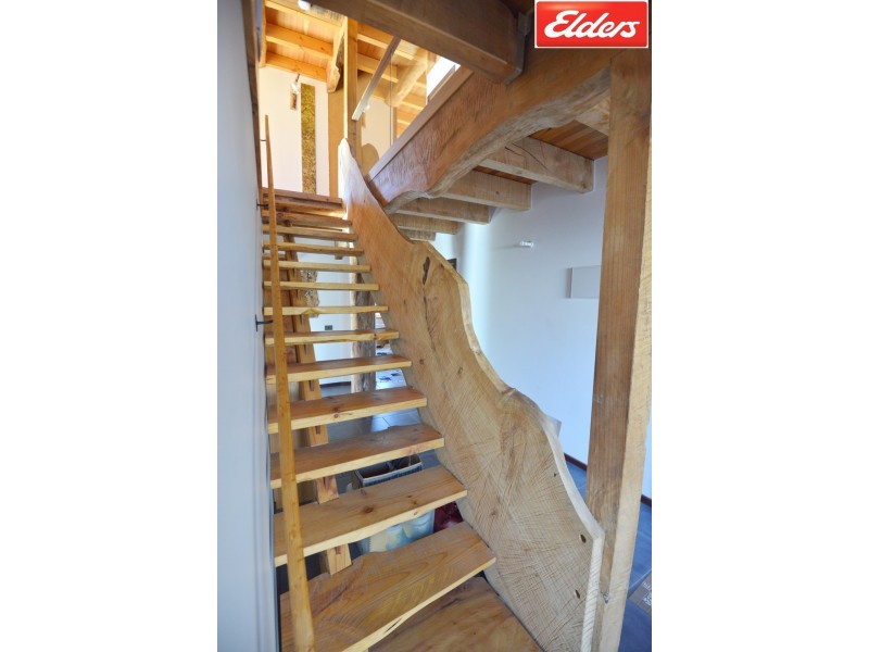 41 Valley Avenue, Mount Beauty VIC 3699