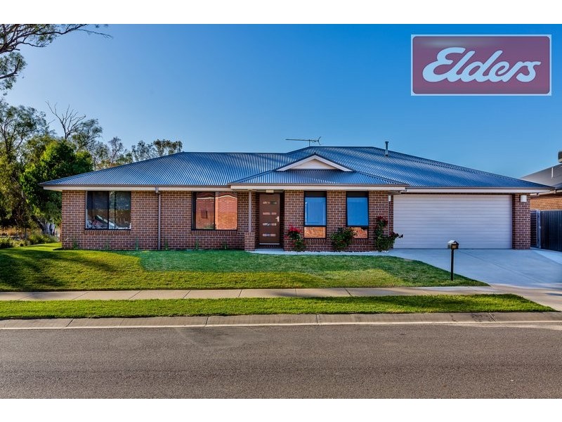33 Whiteley Circuit, Baranduda VIC 3691