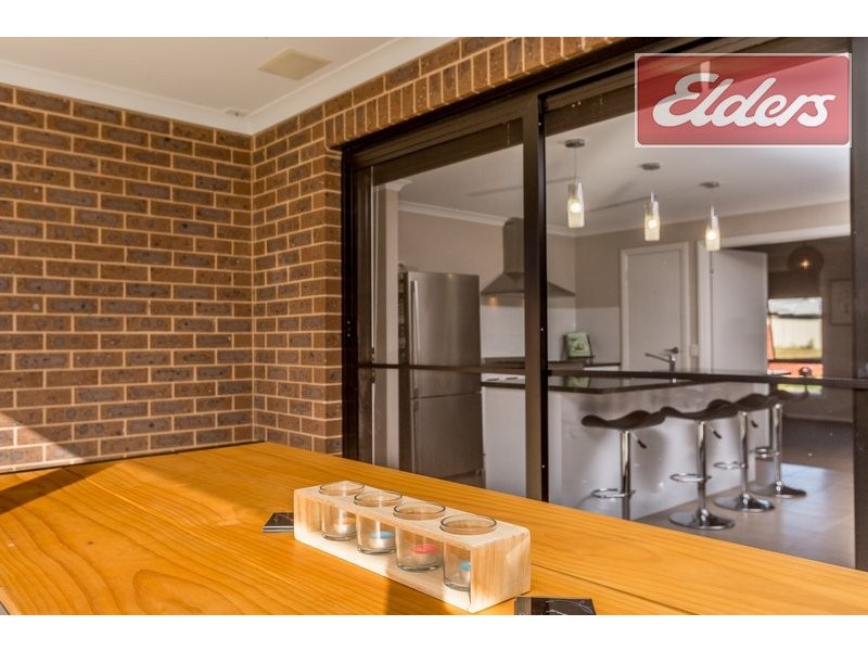 33 Whiteley Circuit, Baranduda VIC 3691