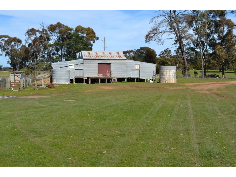 1851 Old Geelong Road, Ballyrogan VIC 3375