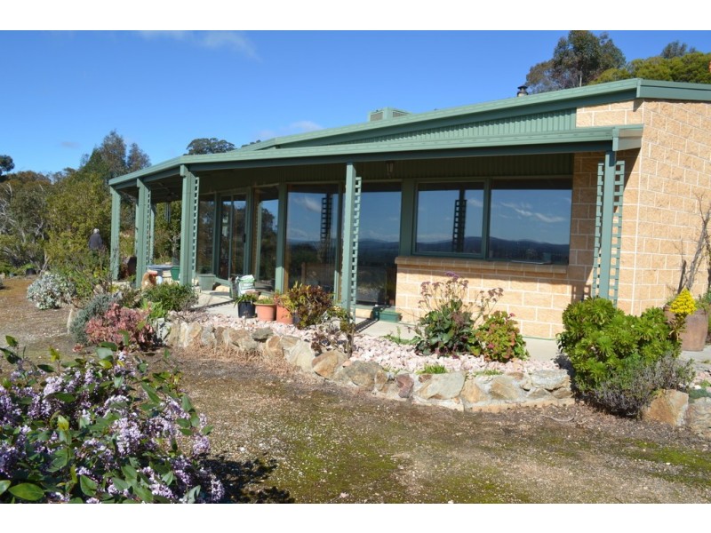 3 Carroll Road, Ararat VIC 3377