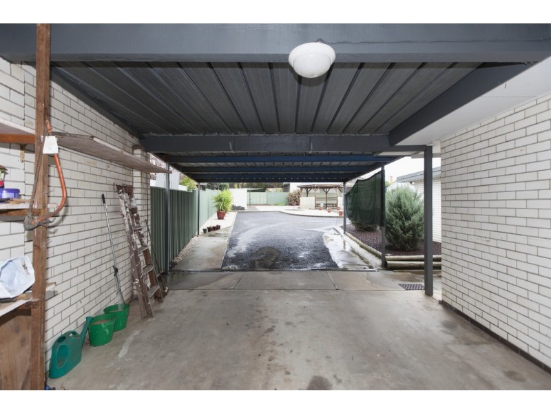 13 George Road, Ararat VIC 3377