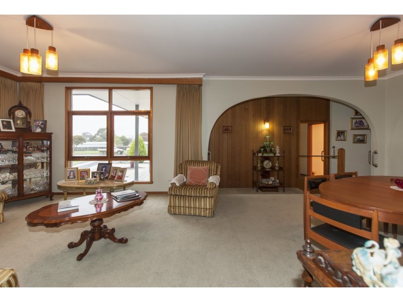 13 George Road, Ararat VIC 3377