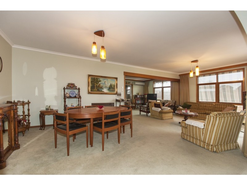 13 George Road, Ararat VIC 3377