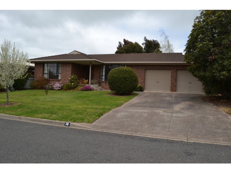 10 Blackie Avenue, Ararat VIC 3377