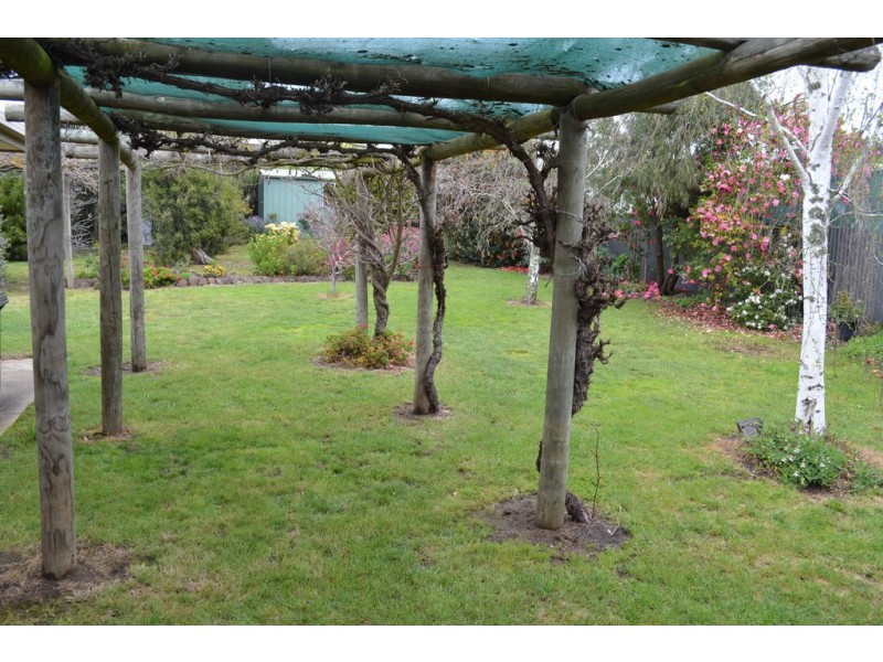 10 Blackie Avenue, Ararat VIC 3377