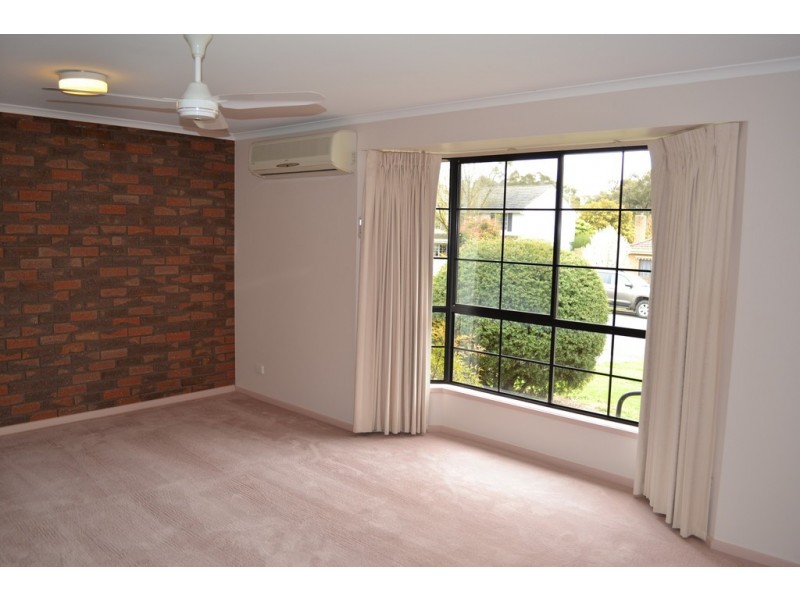 10 Blackie Avenue, Ararat VIC 3377