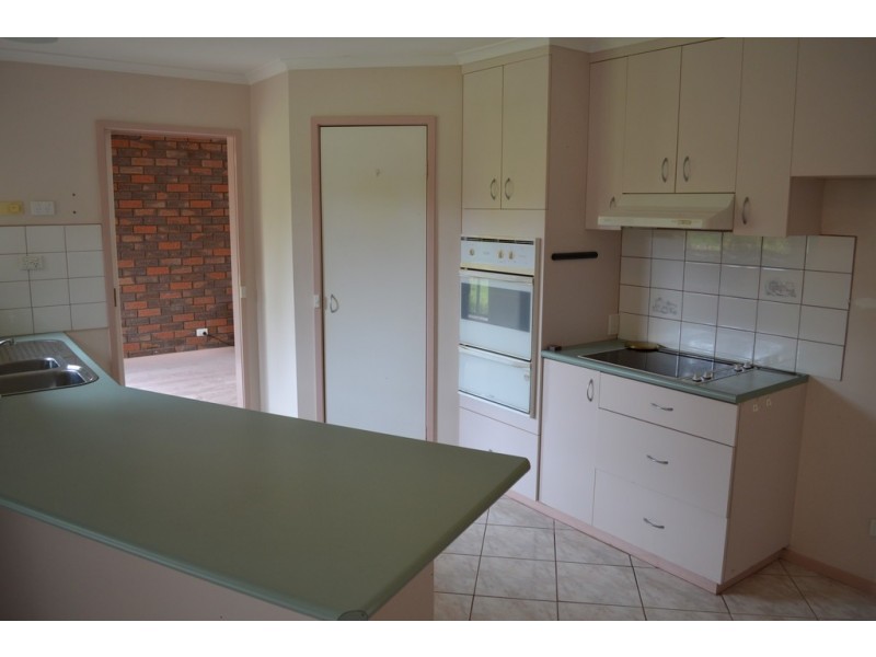 10 Blackie Avenue, Ararat VIC 3377