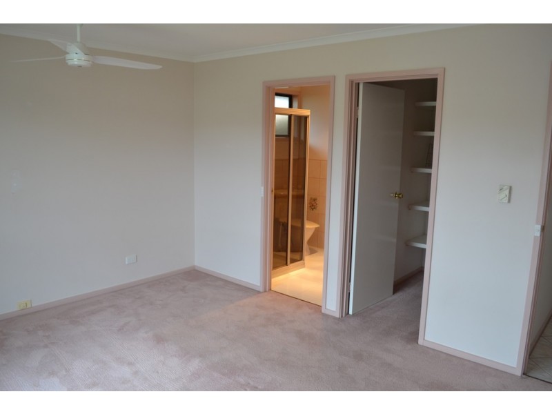 10 Blackie Avenue, Ararat VIC 3377