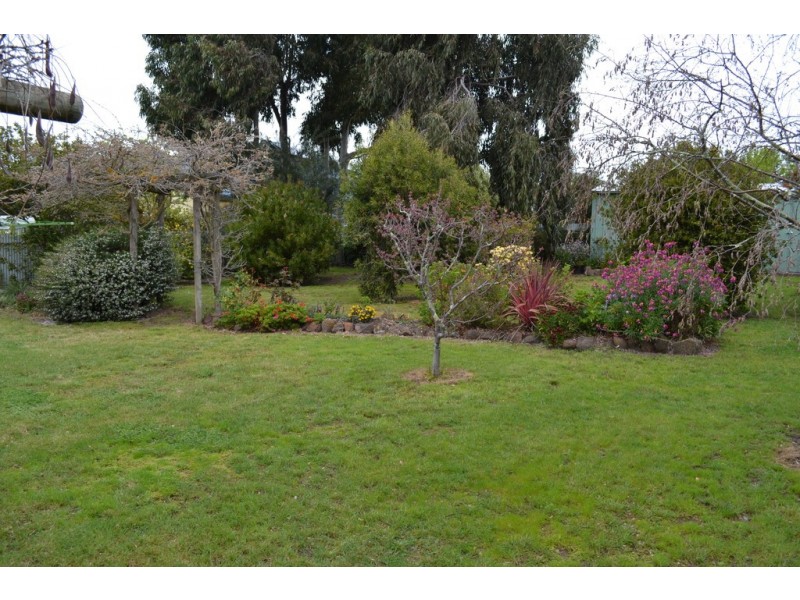 10 Blackie Avenue, Ararat VIC 3377