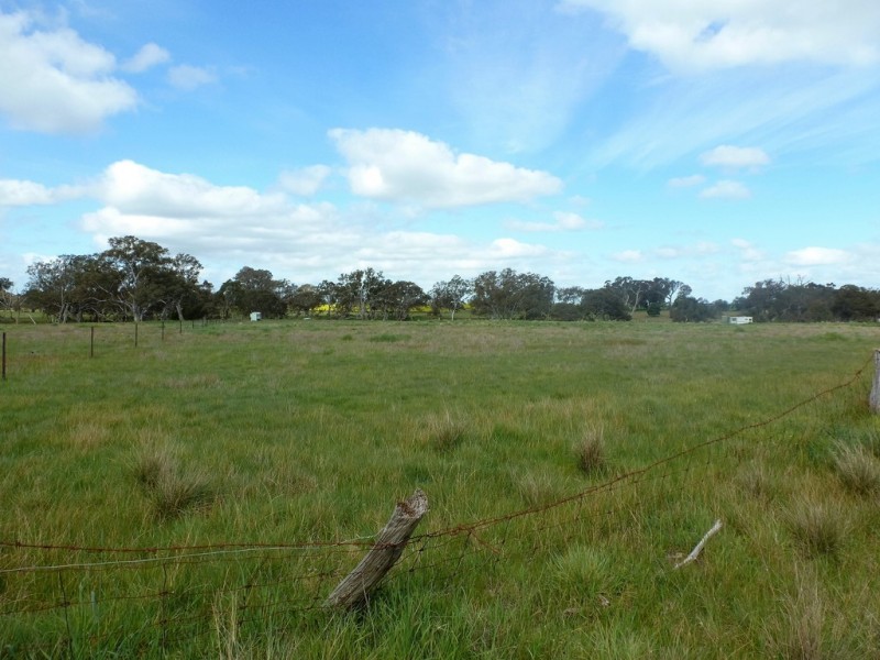 lots 19and23 Mortlake – Ararat Road, Maroona VIC 3377