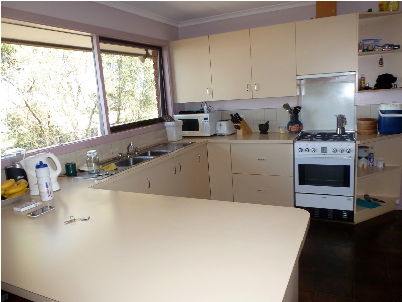 5 Melaleuca Court, Ararat VIC 3377