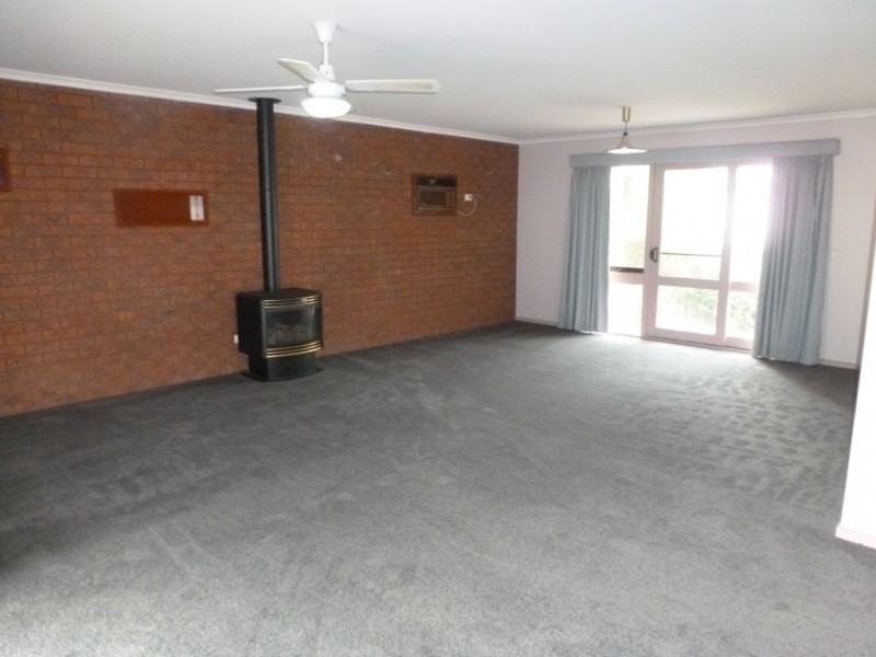 5 Melaleuca Court, Ararat VIC 3377